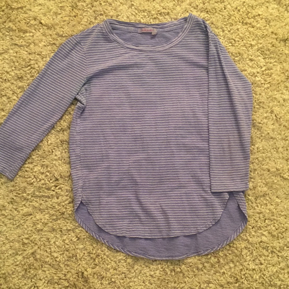Fresh produce shirt size xs but fits like s/m